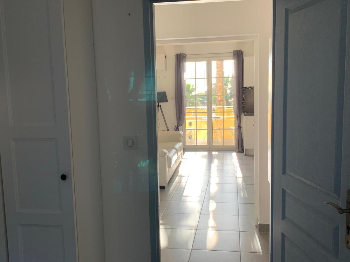 Vue Emplacement Exceptionnel Avec Parking Apartment La Ciotat