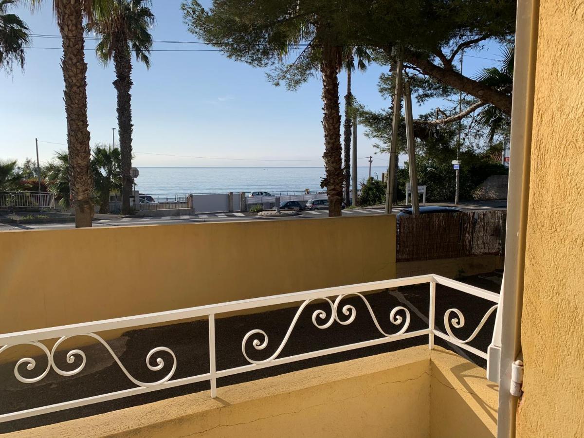 Vue Emplacement Exceptionnel Avec Parking *