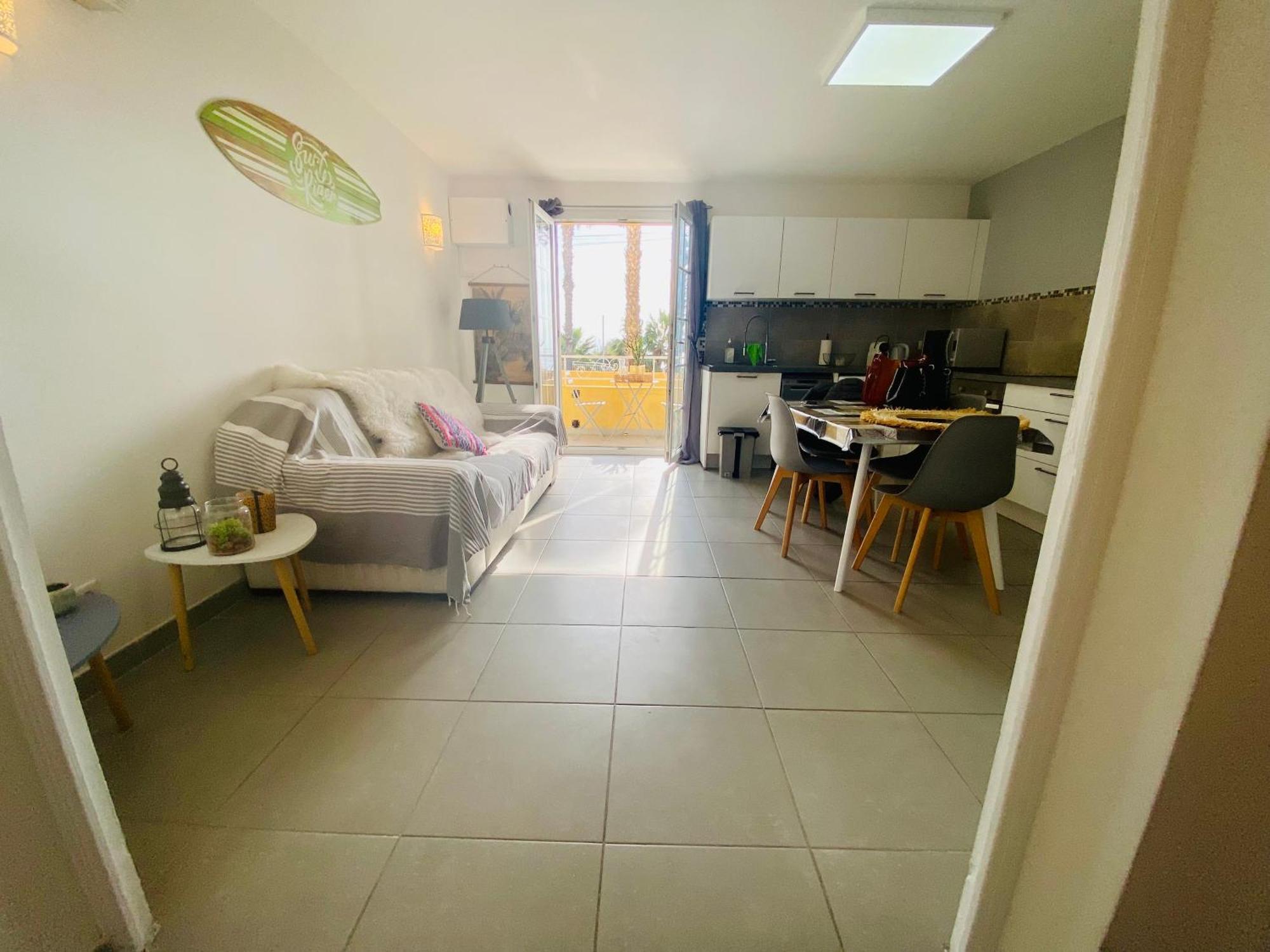 Apartment Vue Emplacement Exceptionnel Avec Parking *