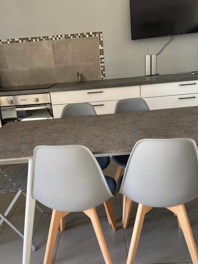 Vue Emplacement Exceptionnel Avec Parking Apartment