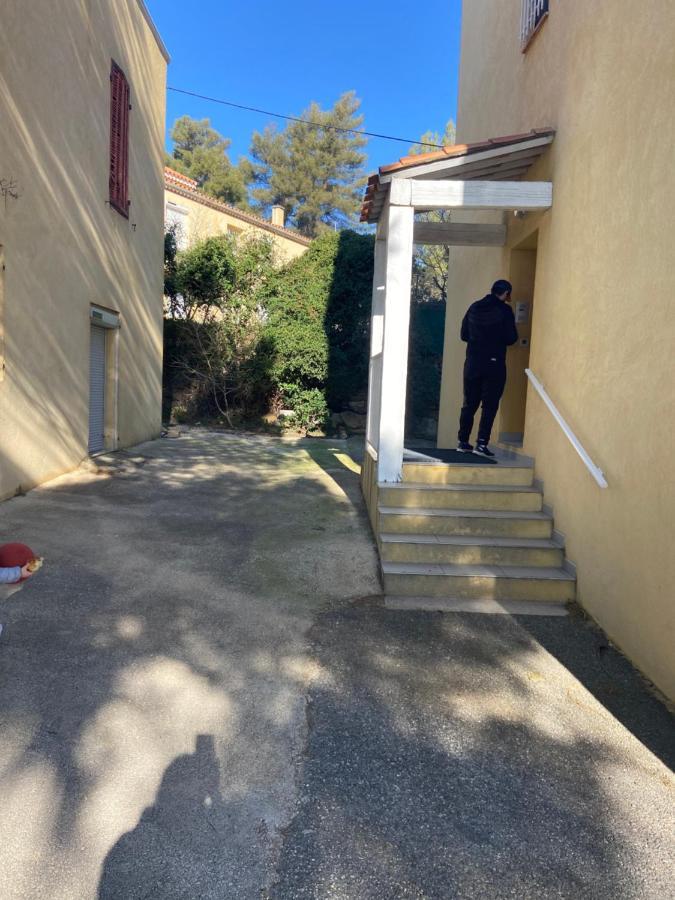 Appartement Vue Emplacement Exceptionnel Avec Parking *
